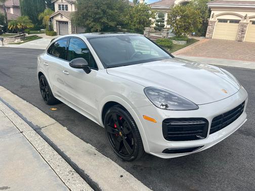 2022 Porsche Cayenne Cayenne GTS