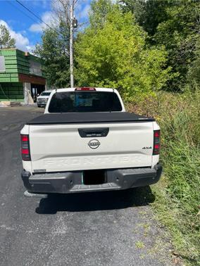 2022 Nissan Frontier S