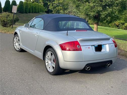 2004 Audi TT 1.8T quattro Roadster