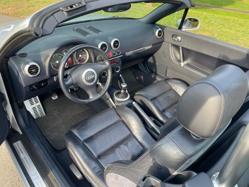 2004 Audi TT 1.8T quattro Roadster