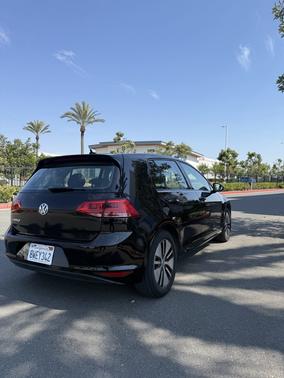 2016 Volkswagen e-Golf SE