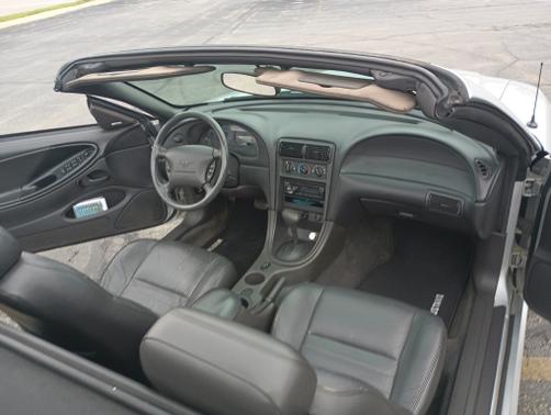 2001 Ford Mustang GT