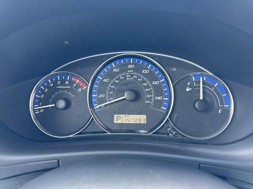 Blue 2011 Subaru Forester 2.5 X Premium