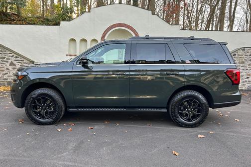 Green 2023 Ford Expedition Timberline