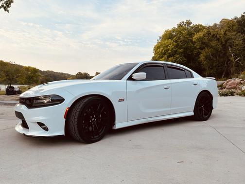 2020 Dodge Charger Scat Pack
