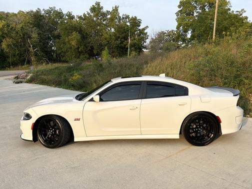 2020 Dodge Charger Scat Pack