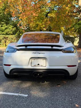 White 2025 Porsche 718 Cayman Cayman Style Edition
