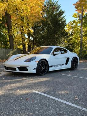 White 2025 Porsche 718 Cayman Cayman Style Edition