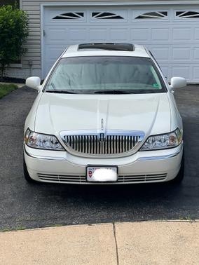 2005 Lincoln Town Car Signature