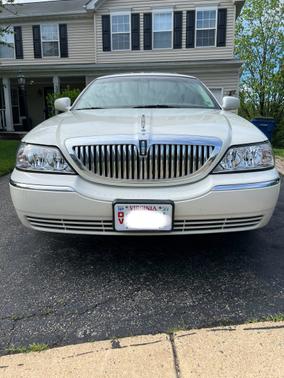 2005 Lincoln Town Car Signature