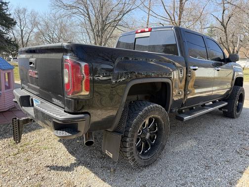 Black 2018 GMC Sierra 1500 Denali