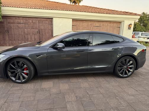 2016 Tesla Model S P100D