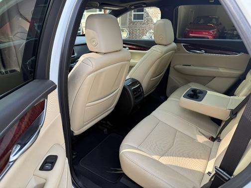 2019 Cadillac XT5 Premium Luxury