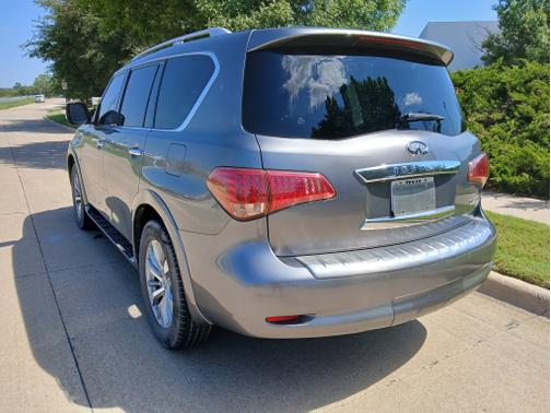 2017 INFINITI QX80 Base