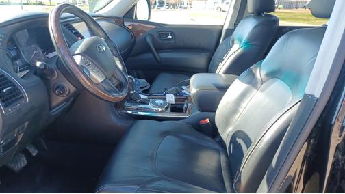 2017 INFINITI QX80 Base