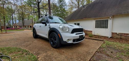 2012 MINI Cooper S Countryman Base