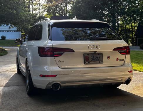 White 2018 Audi A4 allroad 2.0T Premium