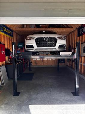 White 2018 Audi A4 allroad 2.0T Premium