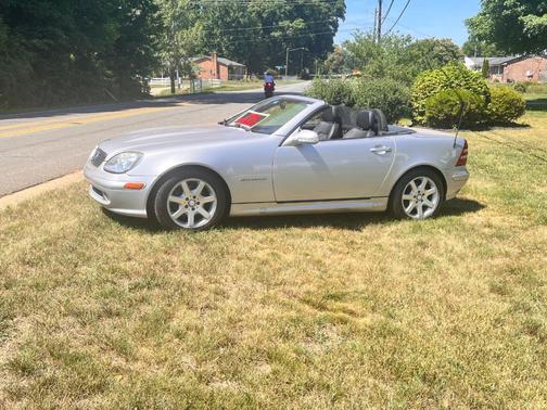 Silver 2004 Mercedes-Benz SLK-Class SLK230 Kompressor