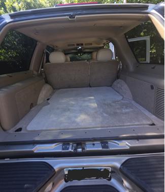 White 2000 Cadillac Escalade 4WD