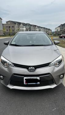 Photo 3 of 10 of 2015 Toyota Corolla LE Plus