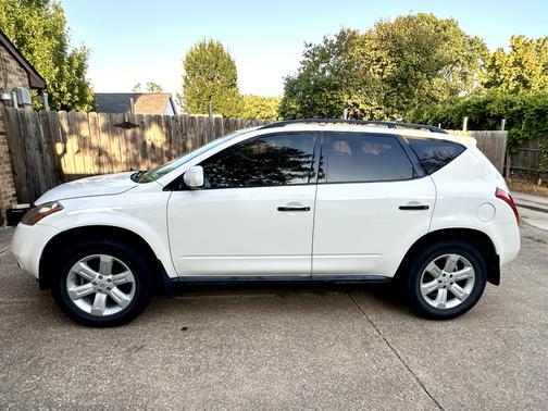 White 2007 Nissan Murano S