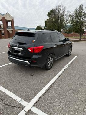 2019 Nissan Pathfinder S