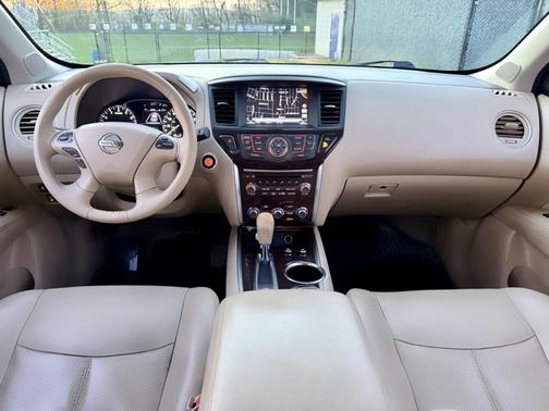 Blue 2015 Nissan Pathfinder Platinum