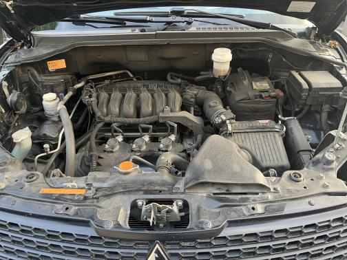 2011 Mitsubishi Endeavor SE