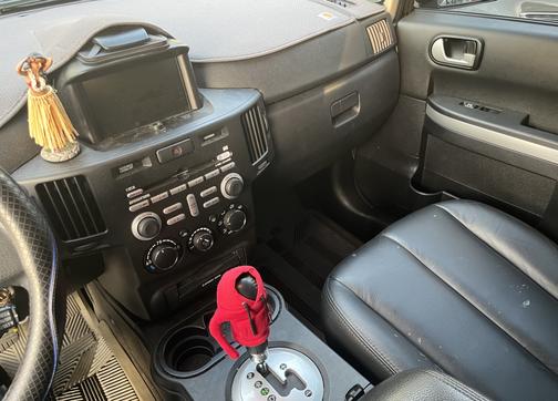 2011 Mitsubishi Endeavor SE