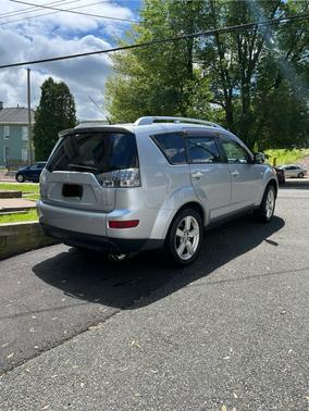 2008 Mitsubishi Outlander XLS