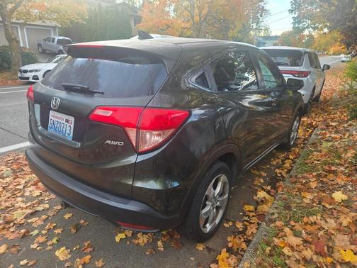 Green 2016 Honda HR-V EX