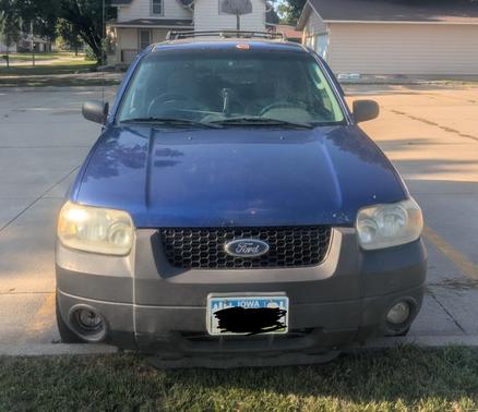 Blue 2006 Ford Escape XLT