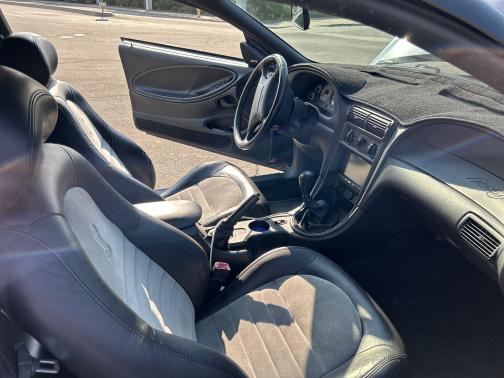2001 Ford Mustang SVT Cobra