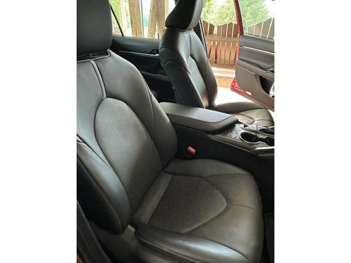2021 Toyota Camry Hybrid XSE