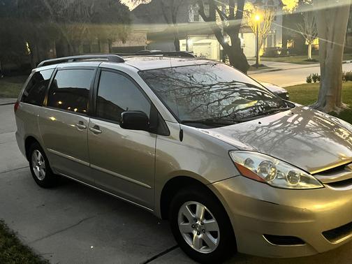 2006 Toyota Sienna CE