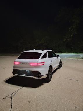 2023 Genesis GV70 2.5T