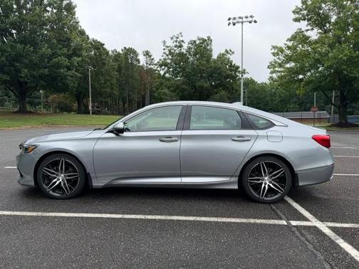 Silver 2021 Honda Accord Touring 2.0T