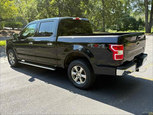Black 2020 Ford F-150 XLT