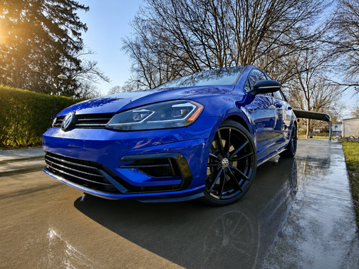 Blue 2019 Volkswagen Golf R 4-Door w/DCC & Navigation
