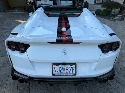White 2022 Ferrari 812 GTS Base