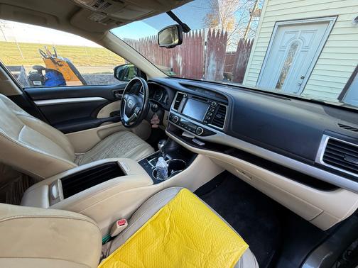 2014 Toyota Highlander XLE