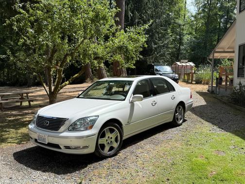 2004 Lexus LS 430 Base