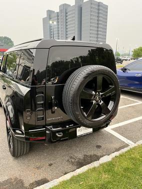 2021 Land Rover Defender X-Dynamic SE