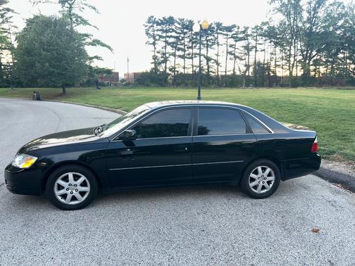2004 Toyota Avalon XL