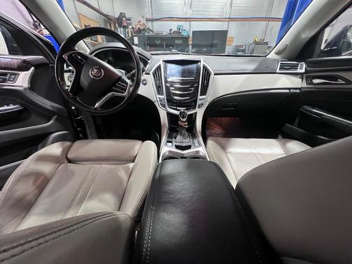 Gray 2014 Cadillac SRX Performance Collection