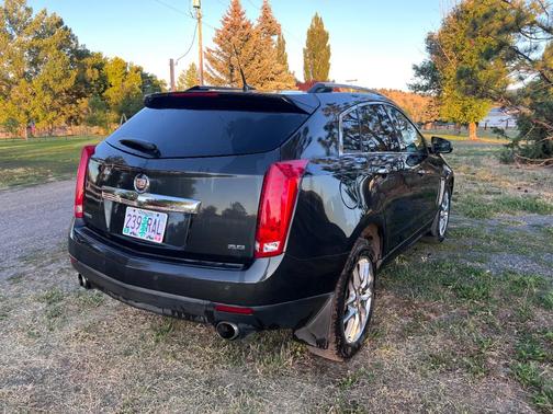 Gray 2014 Cadillac SRX Performance Collection