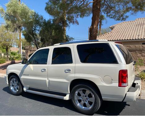 White 2006 Cadillac Escalade Base