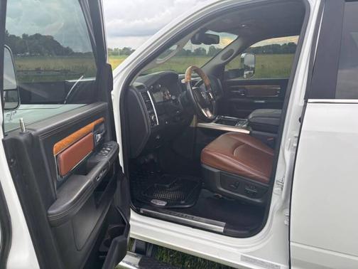 White 2018 RAM 3500 Laramie