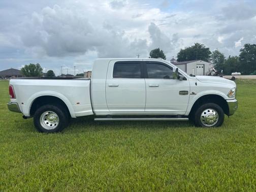 White 2018 RAM 3500 Laramie